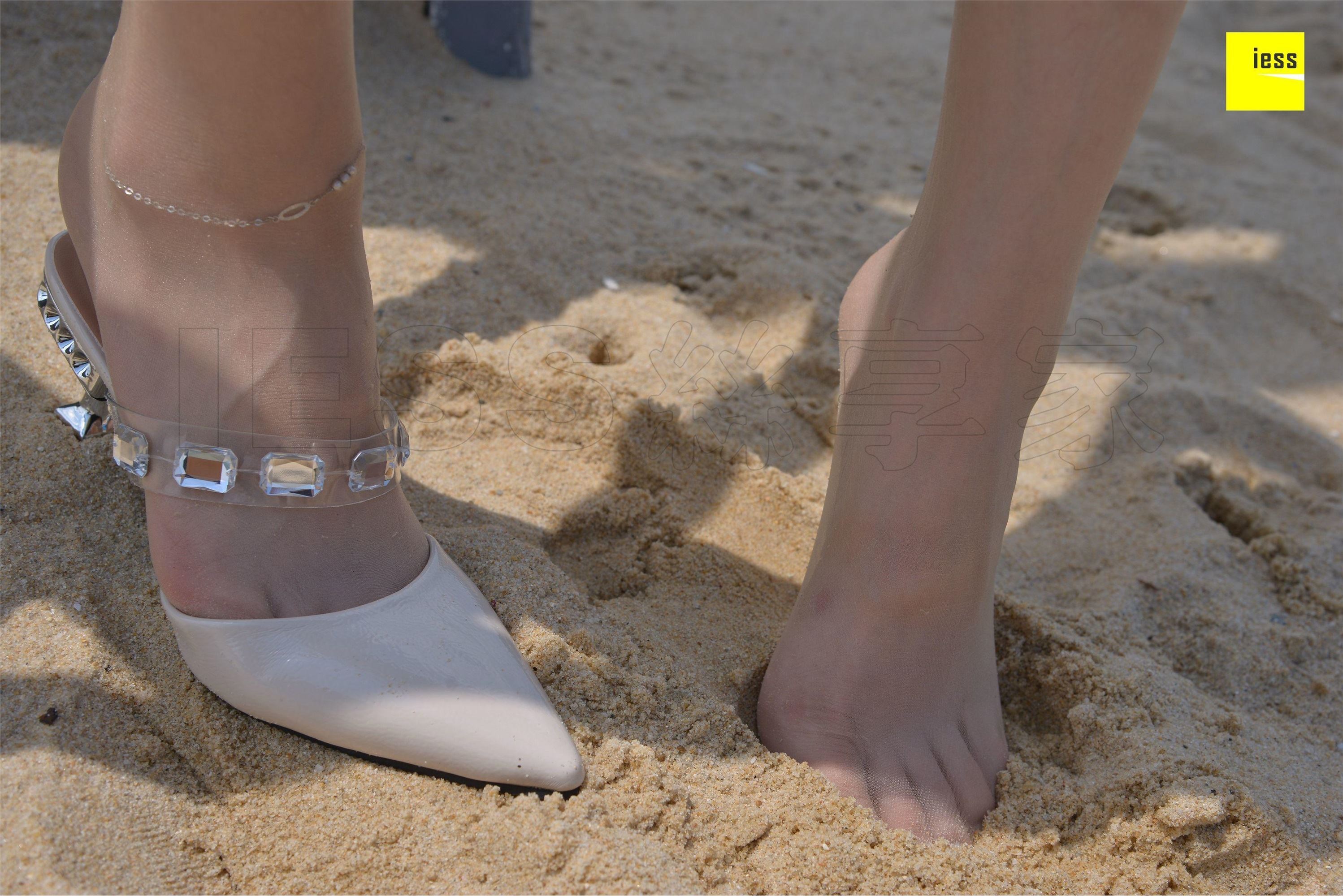 IESS异思趣向  2018.07.11《魔鬼周三》特刊27期：佳佳 沙滩制服·丝享佳